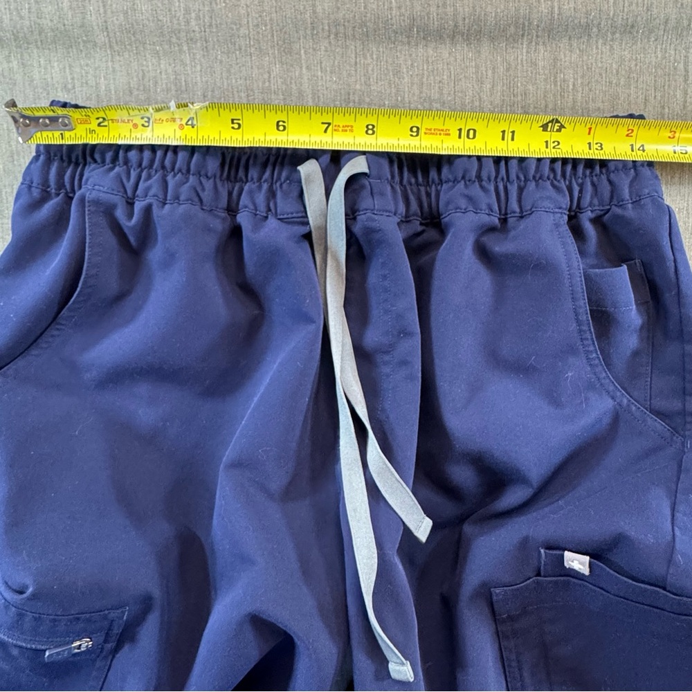 Figs Technical Collection Zamora Scrub Women’s Jogger Cargo Pants Size L Navy - Picture 4 of 11